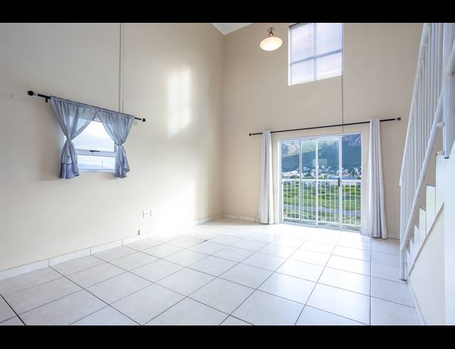 1 BEDROOM APARTMENT RENTED IN MUIZENBERG